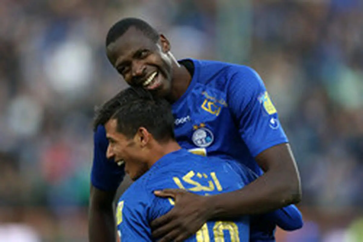 دیاباته: هواداران پرسپولیس هم من را دوست دارند