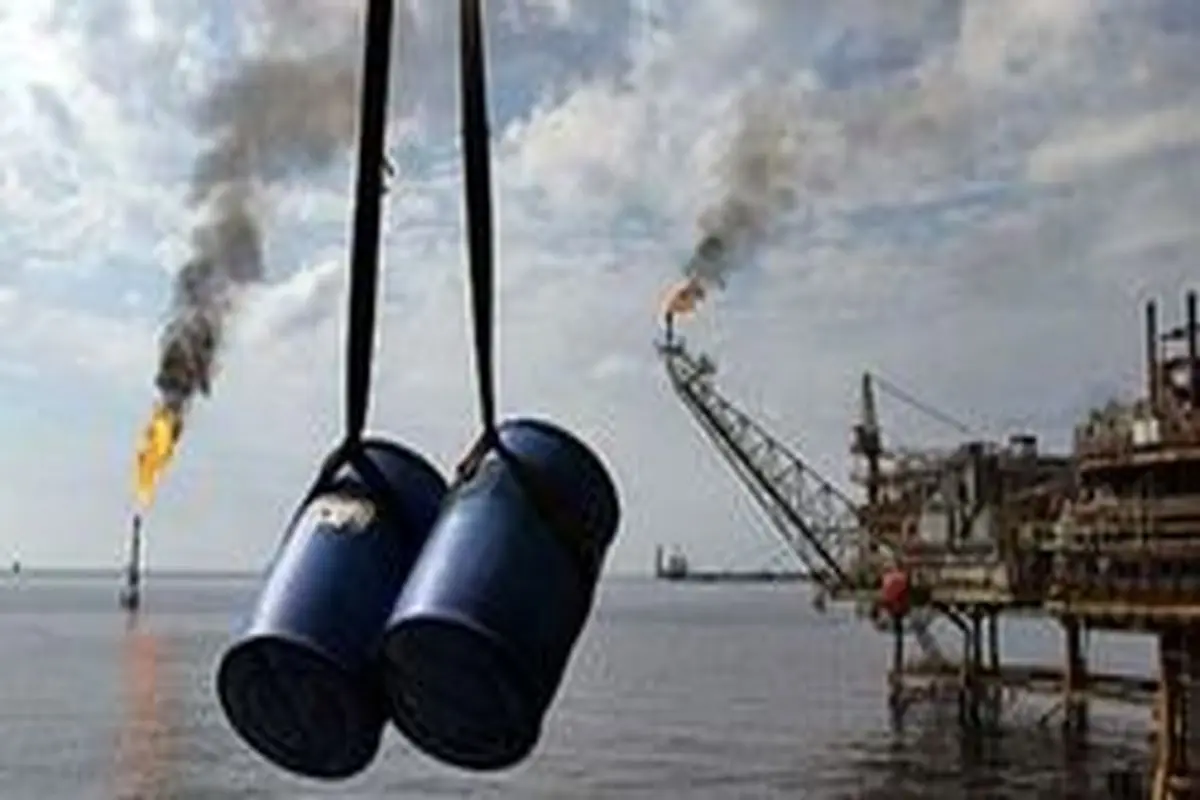 موافقت روسیه و عربستان با کاهش عرضه نفت