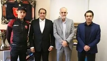 یک استقلالی پول رضایتنامه گل‌محمدی را داد