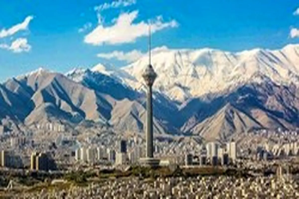 هوای تهران پاک است/ کاهش دمای هوا در پایتخت
