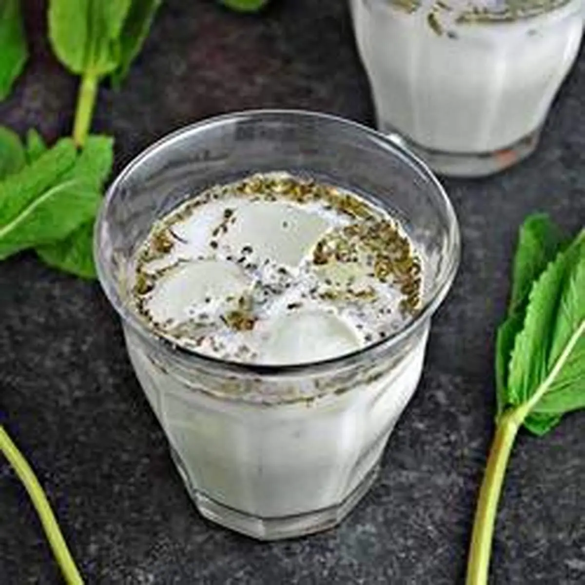 دستور تهیه دوغ محلی ساده و گازدار