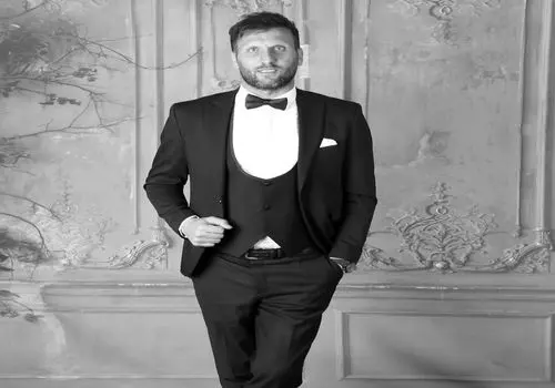 بگذارید یک روز هم سرپرست استقلال شاد باشد