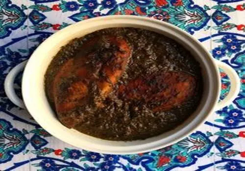 لاغری با غذای سنتی؛ خورشت بامیه رژیمی با ۲ دستور ساده