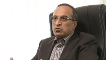 واعظ آشتیانی: کم نشدن دستمزد فوتبالیست ها دو دلیل دارد/ برخی خود را برای ورزشکاران شیرین می کنند