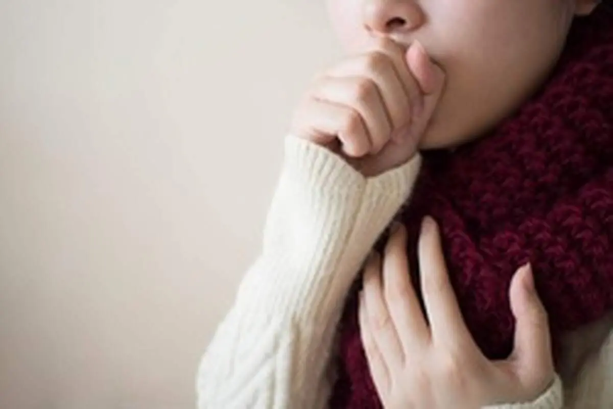 آداب صحیح سرفه کردن چگونه است؟