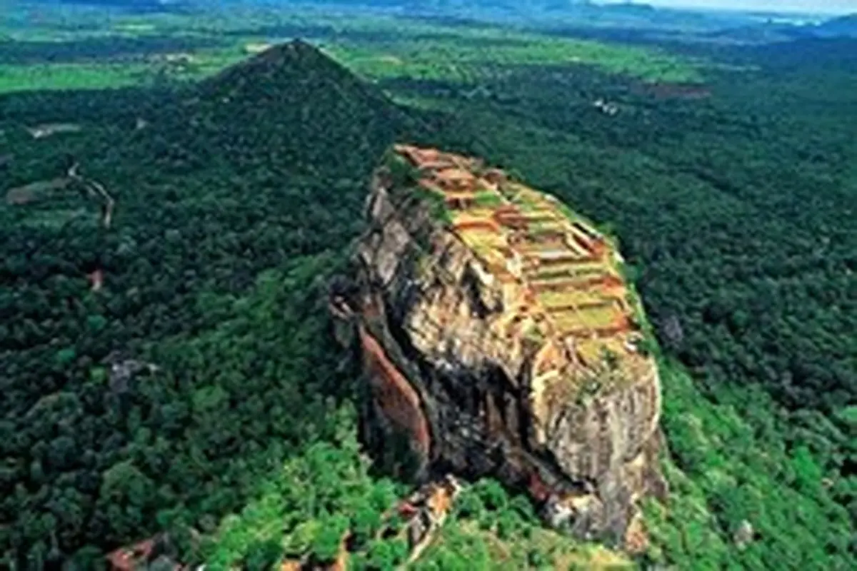 با تور سریلانکا به زیبا‌ترین جزیره دنیا سفر کنید