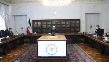 آغاز فعالیت کسب و کار‌های کم‌ریسک؛ استان‌ها از ۲۳ فروردین و تهران از ۳۰ فروردین/ اماکن مقدسه و مدارس تا اردیبهشت تعطیل هستند