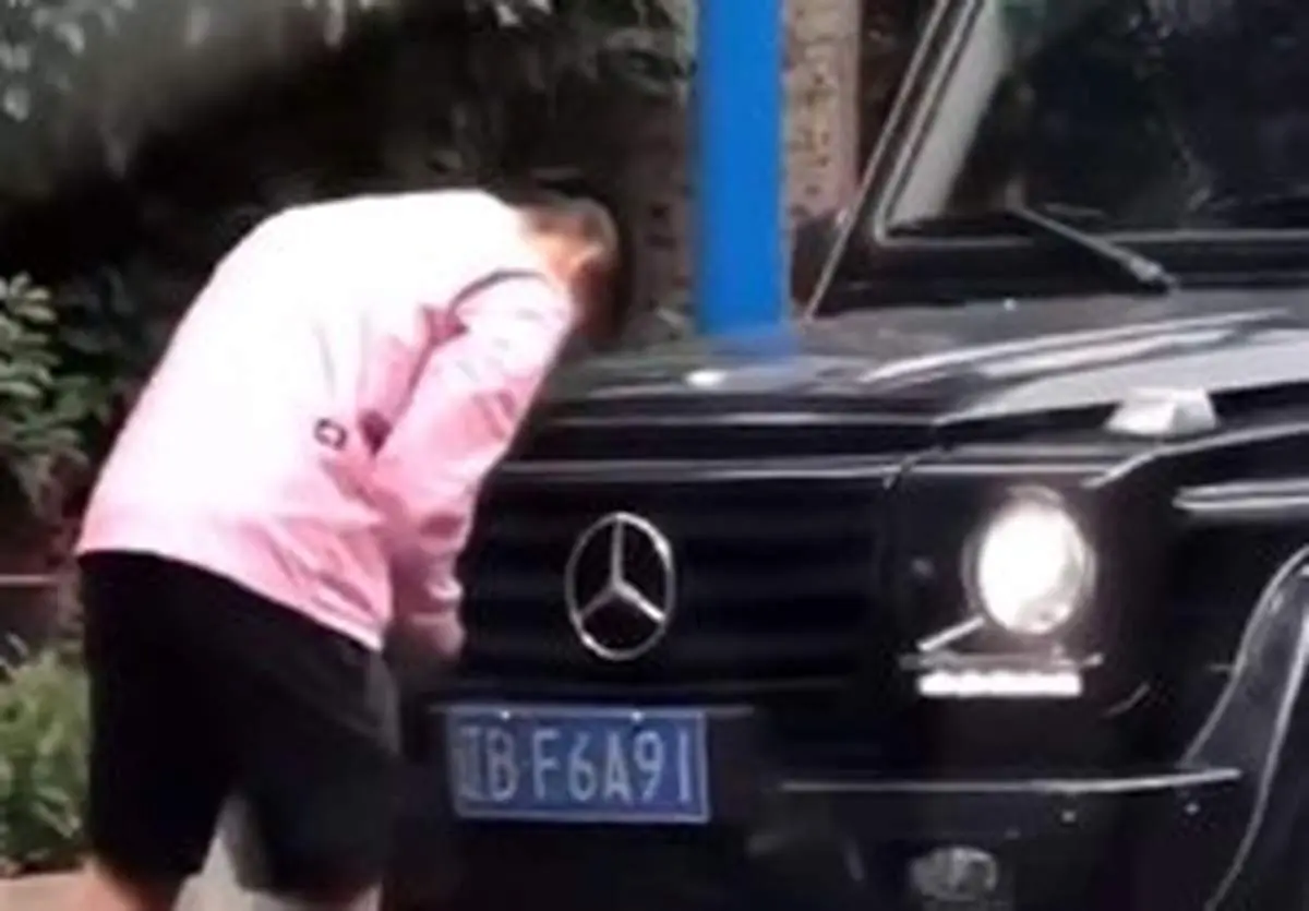 بازیکن چینی بهخاطر مخدوشکردن پلاک خودرو اخراج شد!