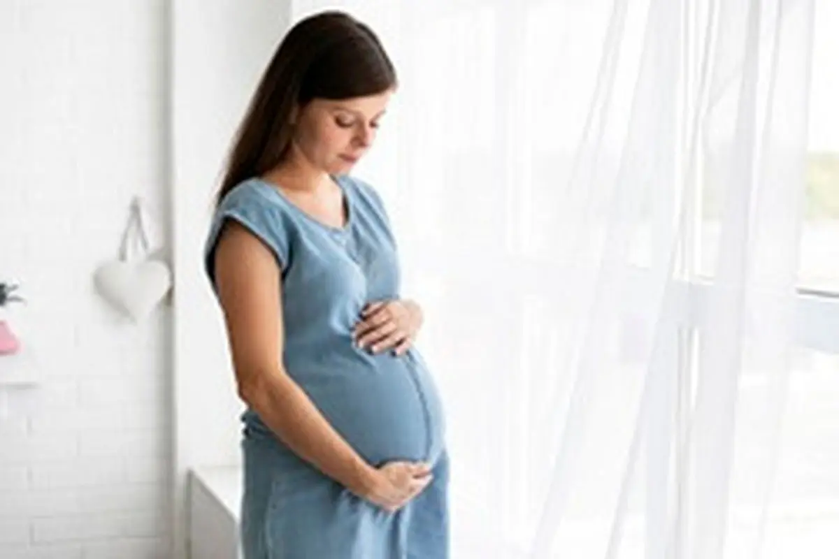 مصرف پماد ویتامین A. برای خانم‌های باردار ممنوع، علت آن چیست؟