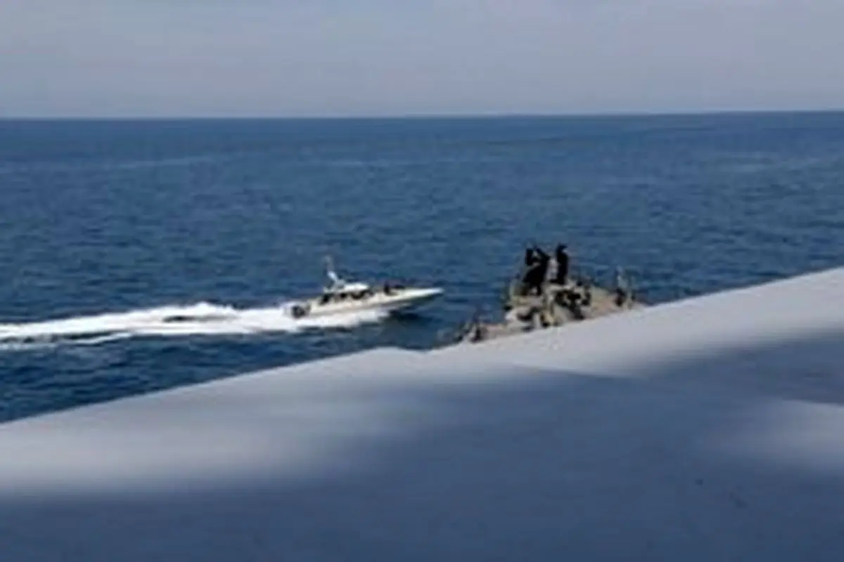 پمپئو: آمریکا در حال بررسی نحوه پاسخ به رفتار قایق‌های سپاه است