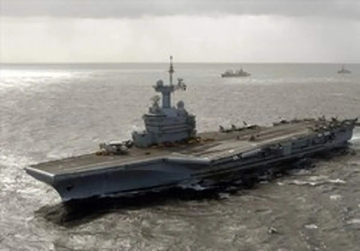 ابتلای نزدیک به نیمی از خدمه بزرگترین ناو هواپیمابر فرانسه به کرونا