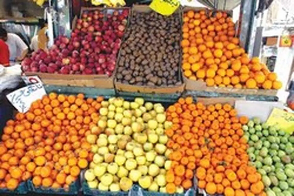 قیمت میوه در میدان مرکزی میوه و تره بار سر به فلک کشید + جدول