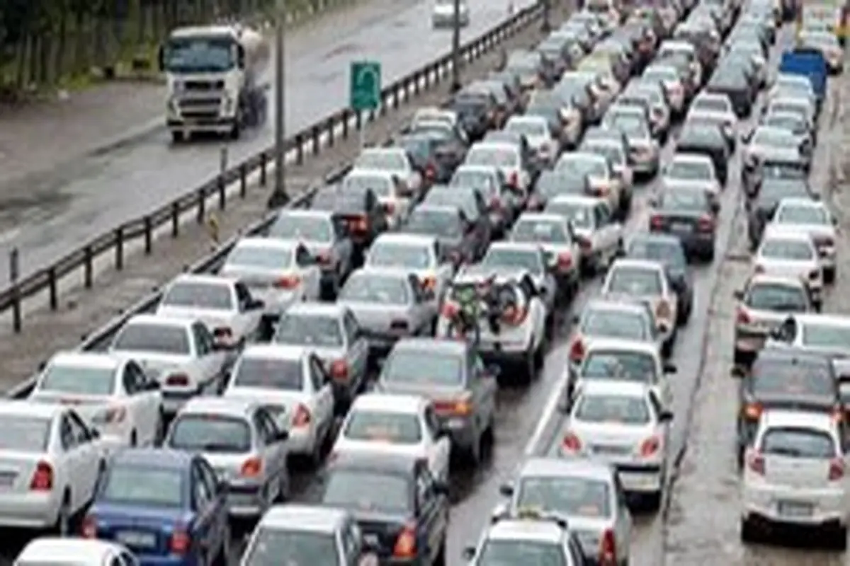 ترافیک سنگین و پرحجم در محور‌های هراز و فیروزکوه