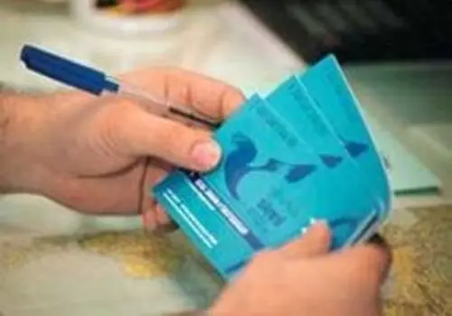 واکنش شریفی مقدم به شرط عجیب برای ارزان شدن بلیت هواپیما/ لنگ آبمیوه و کیک هستیم؟+فیلم