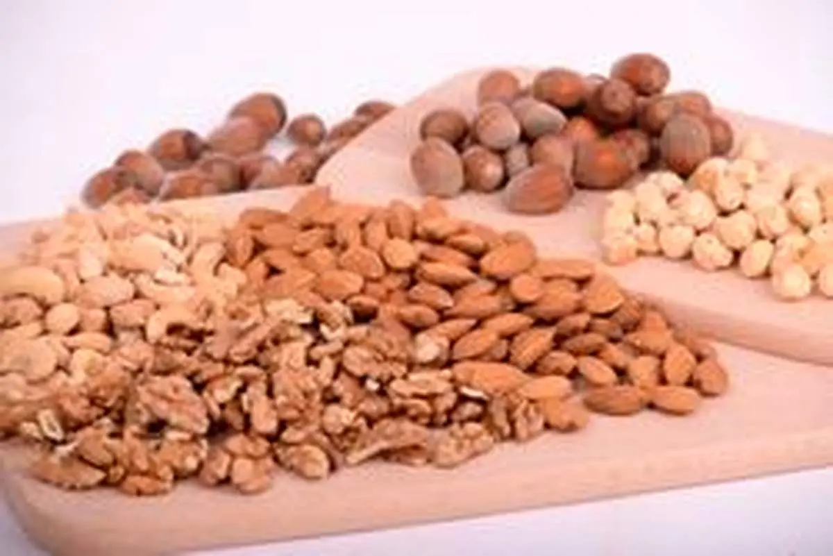بیش از حد آجیل و دانههای طبیعی میخورید؟ منتظر این عواقب باشید!