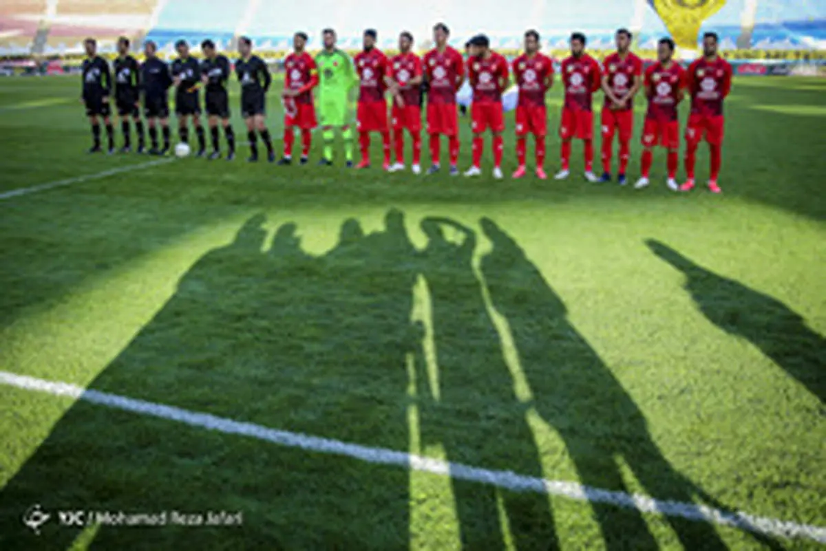 خطر بزرگ بیخ گوش قهرمان لیگ/ یک تیم در آستانه جدایی از پرسپولیس!