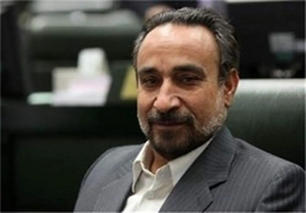 محمد رضا خباز: دست دولت برای انجام کارهای لازم بسته است