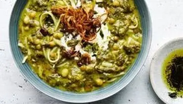فوت و فن‌های طبخ آش رشته برای یک سفره افطار جذاب
