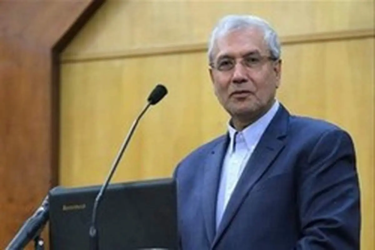 ربیعی: تهرانی‌ها در مبارزه با کرونا نمره خوبی نگرفتند