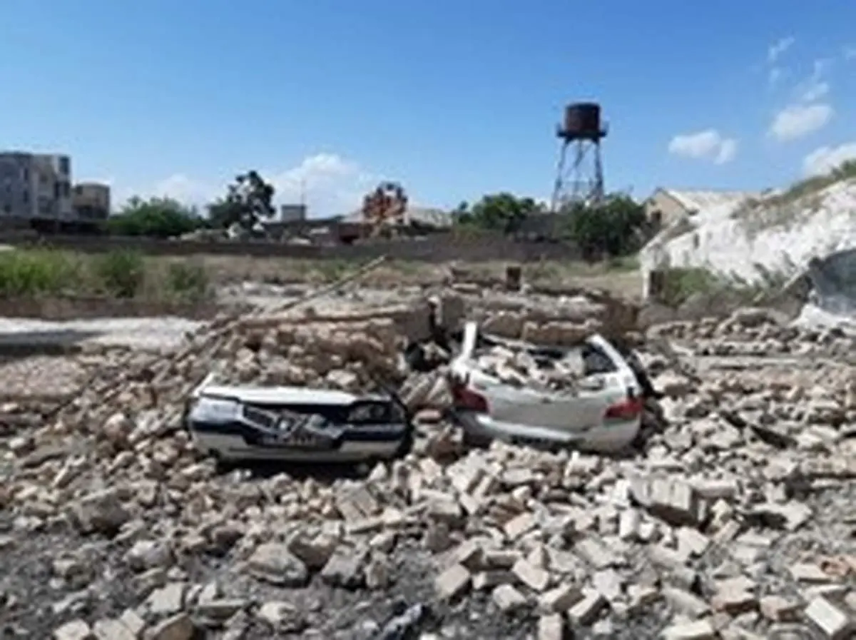 وزش شدید باد در شهرری حادثه آفرید +تصاویر
