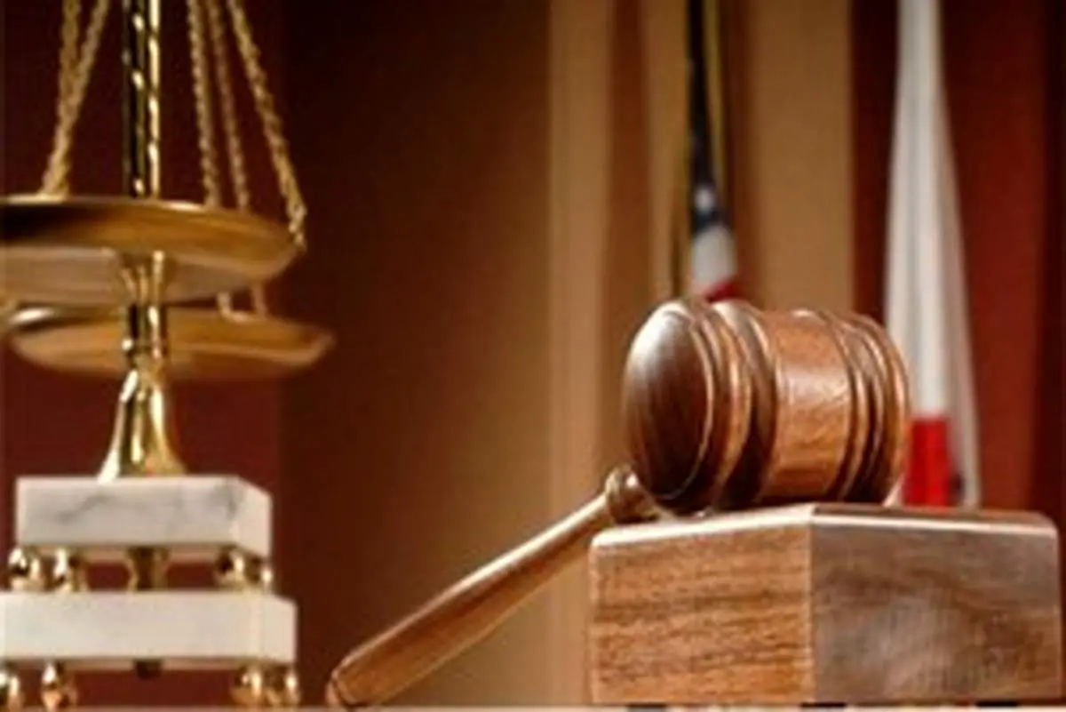 آیا زن کارمند هم می تواند از همسرش نفقه بگیرد؟