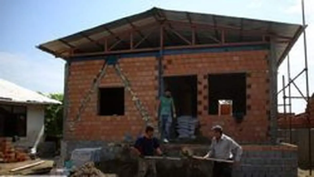 پیشرفت ۸۴ درصدی بازسازی مناطق سیل زده لرستان