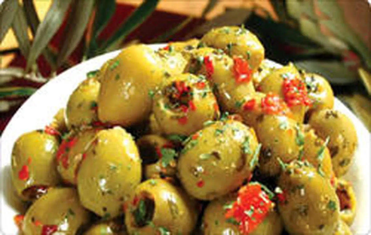 طرز تهیه ترشی زیتون مخصوص