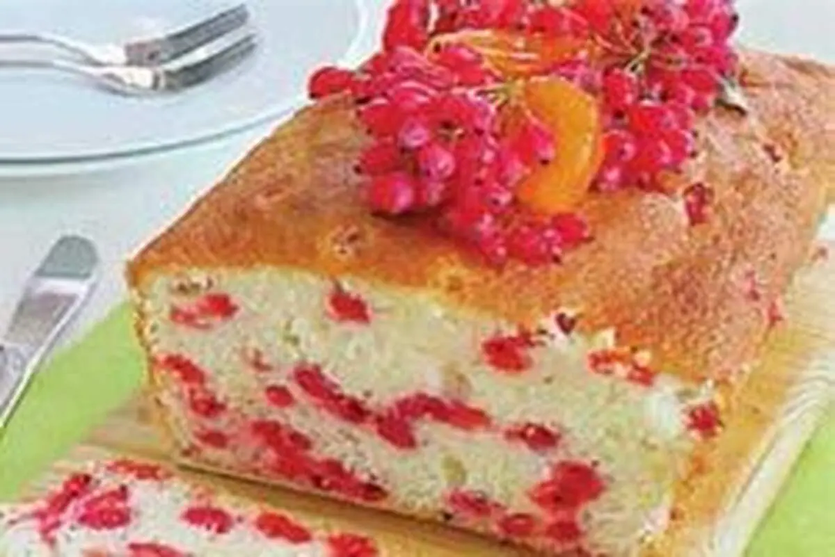 طرز تهیه کیک زرشک آسان خانگی