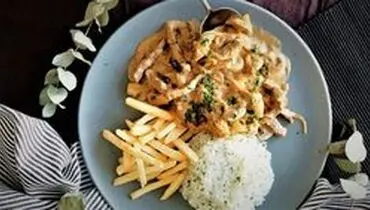 طرز تهیه بیف استراگانف + آموزش مرحله به مرحله