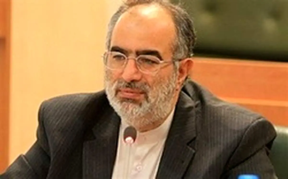توئیتر، صفحه مشاور روحانی را بخاطر پمپئو تعلیق کرد