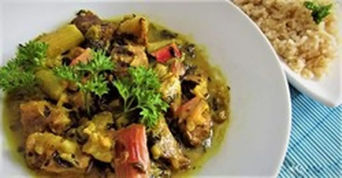 طرز تهیه خورش ریواس به سبک زنجانی