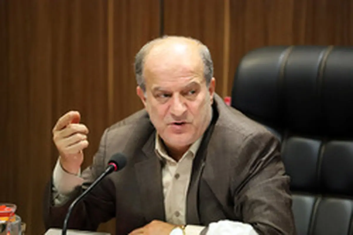 غصه ی رئیس شورای شهر رشت برای  حقوق ۱۴ میلیون تومانی شهردار