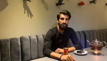 حسین ماهینی در رستورانش