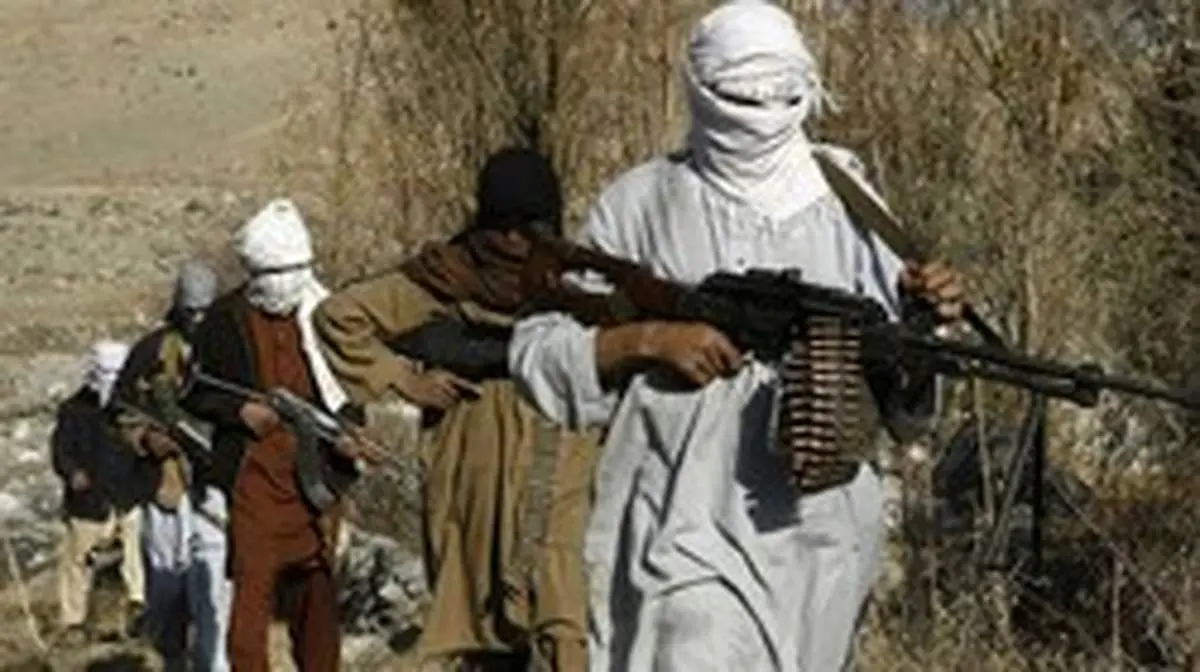 قتل زن افغان پس از آزار شیطانی در مقابل چشمان شوهرش!