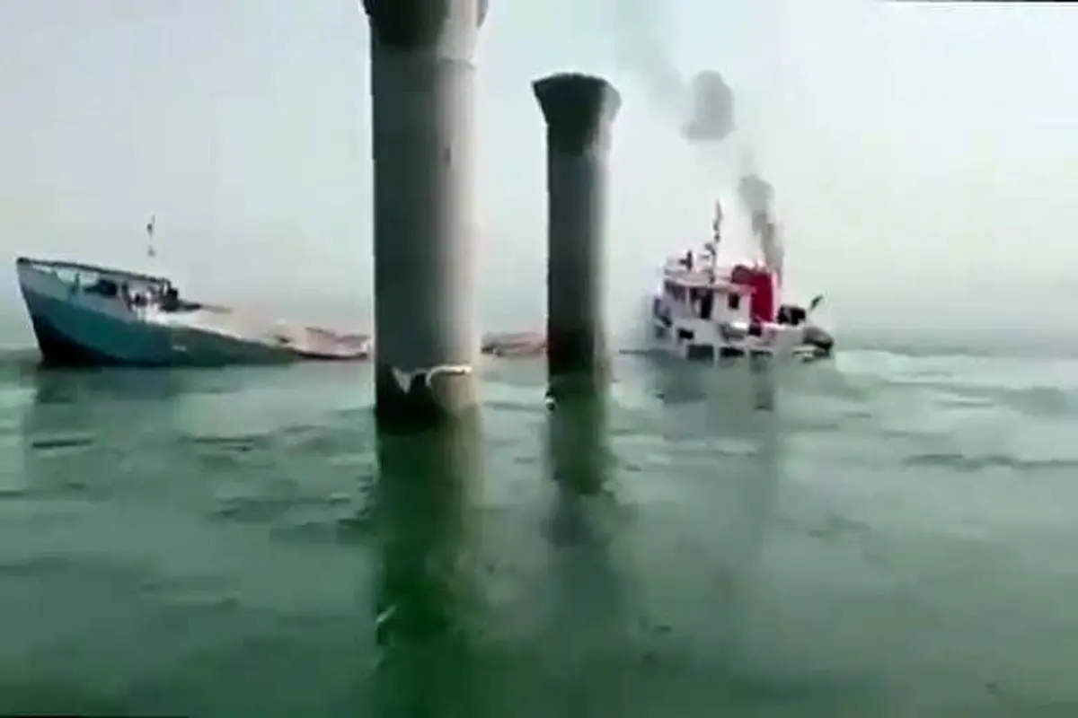 لحظه غرق شدن کشتی ایرانی «بهبهان» در آب‌های عراق