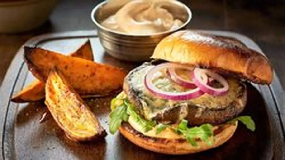 طرز تهیه قارچ برگر در منزل