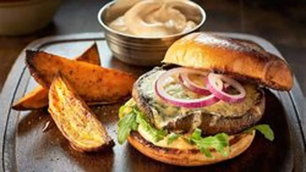 طرز تهیه قارچ برگر در منزل
