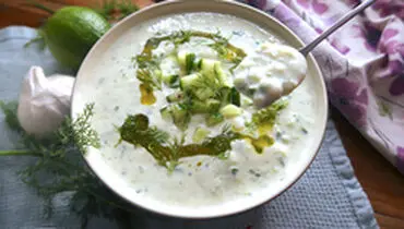 طرز تهیه سوپ ماست و خیار برای روز‌های گرم