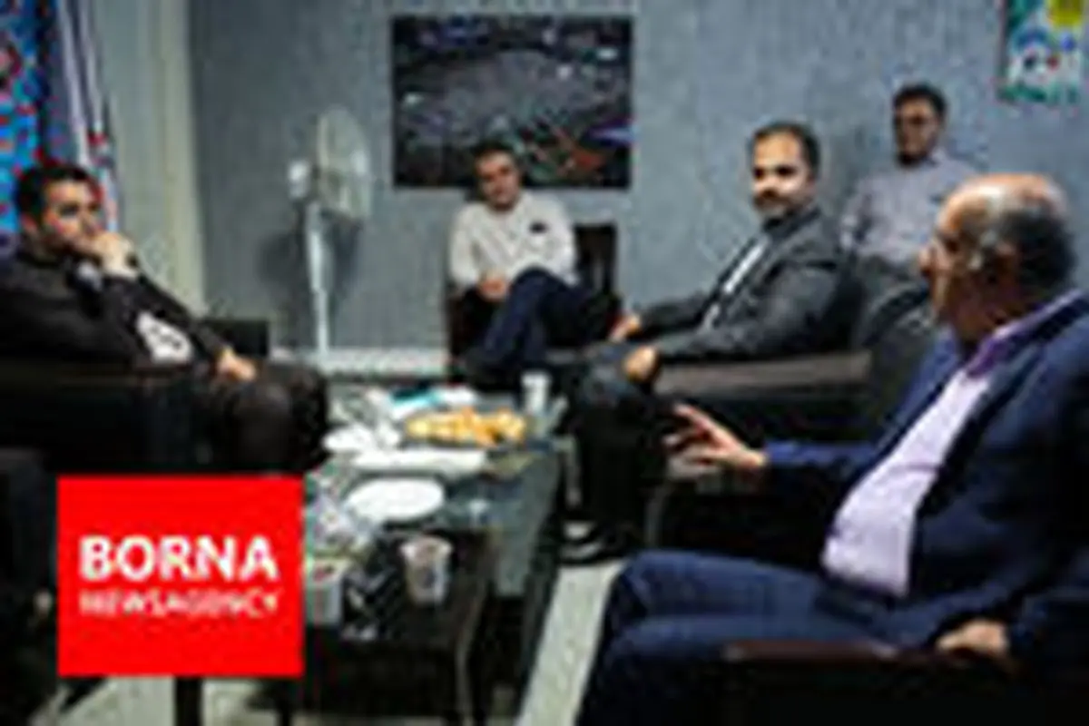 حضور کاوه احمدی در خبرگزاری برنا