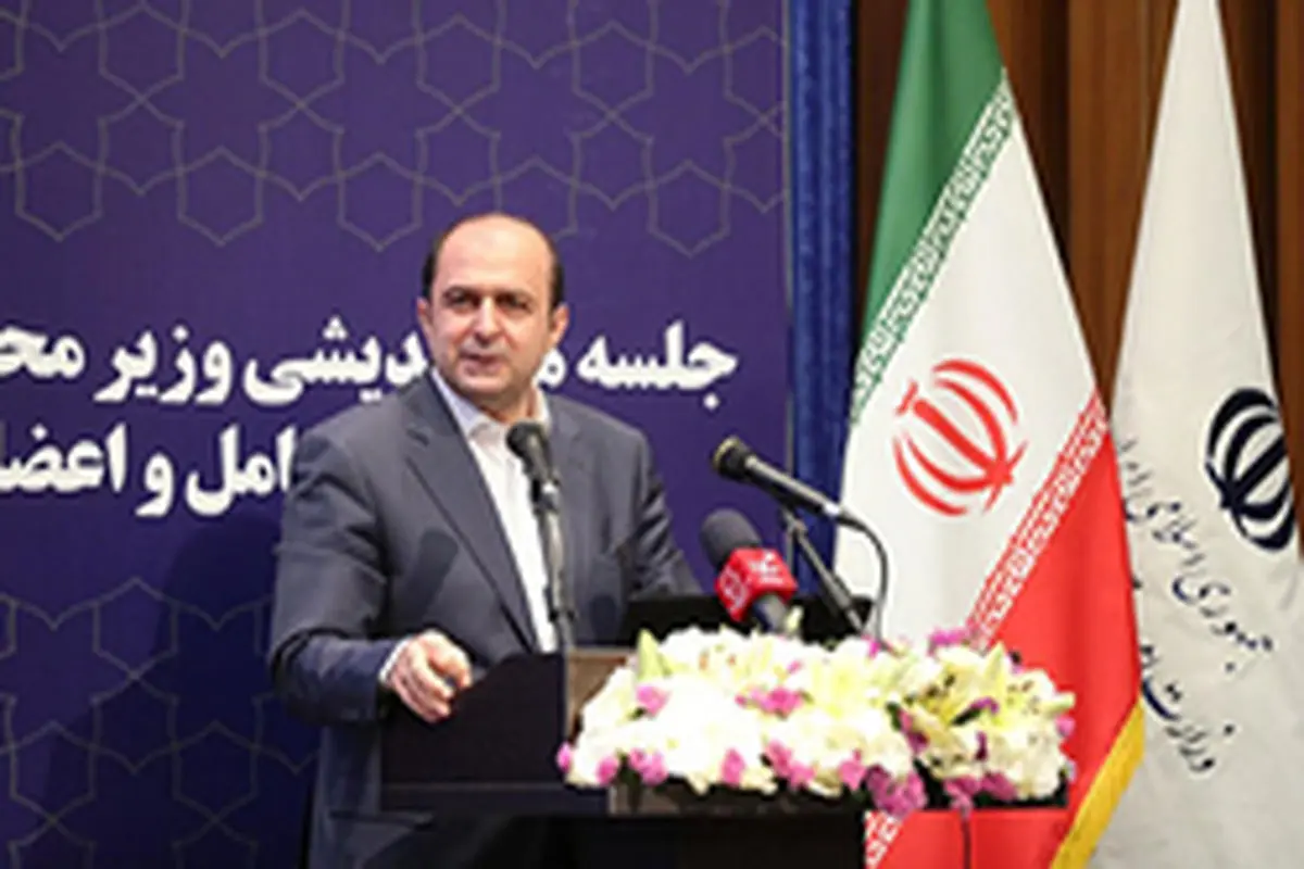 تمجید معاون وزیر اقتصاد از سامانه‌های بانکداری الکترونیک بانک ملی ایران