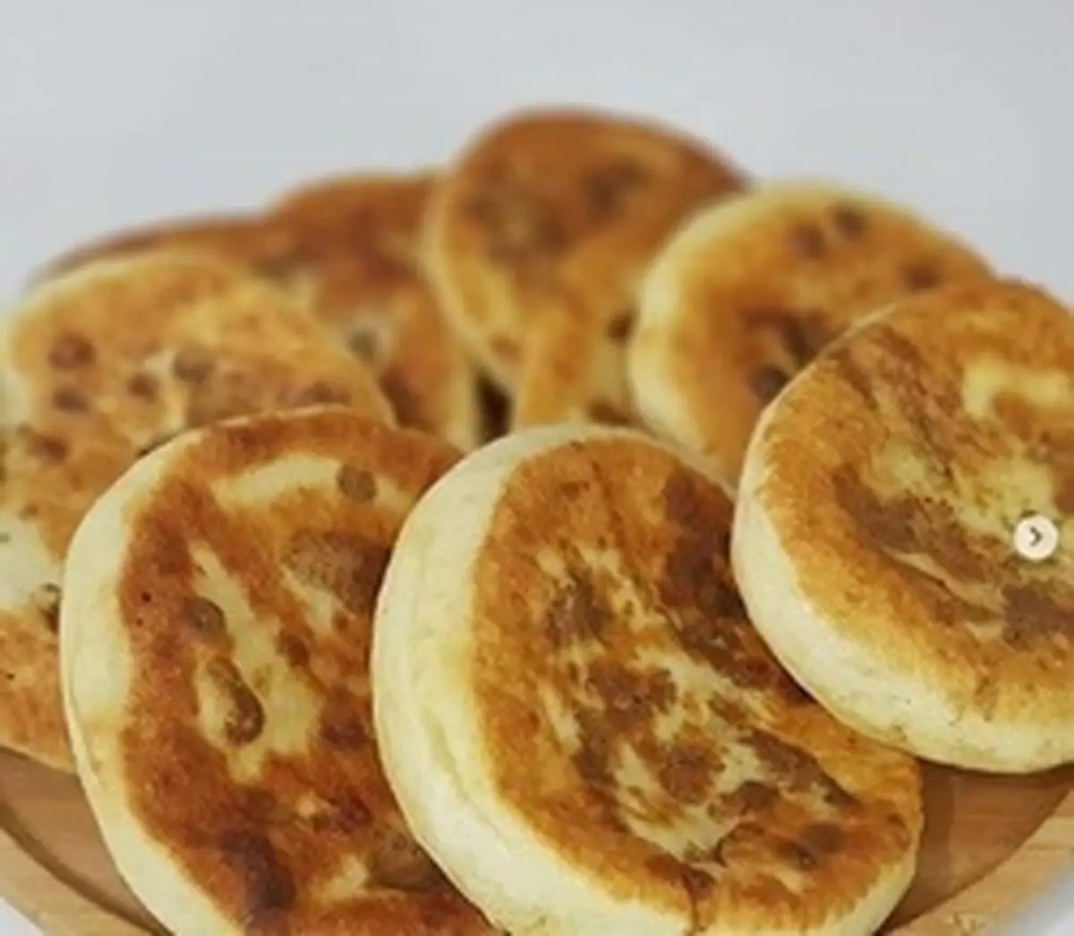 طرز تهیه نان محلی شلیته