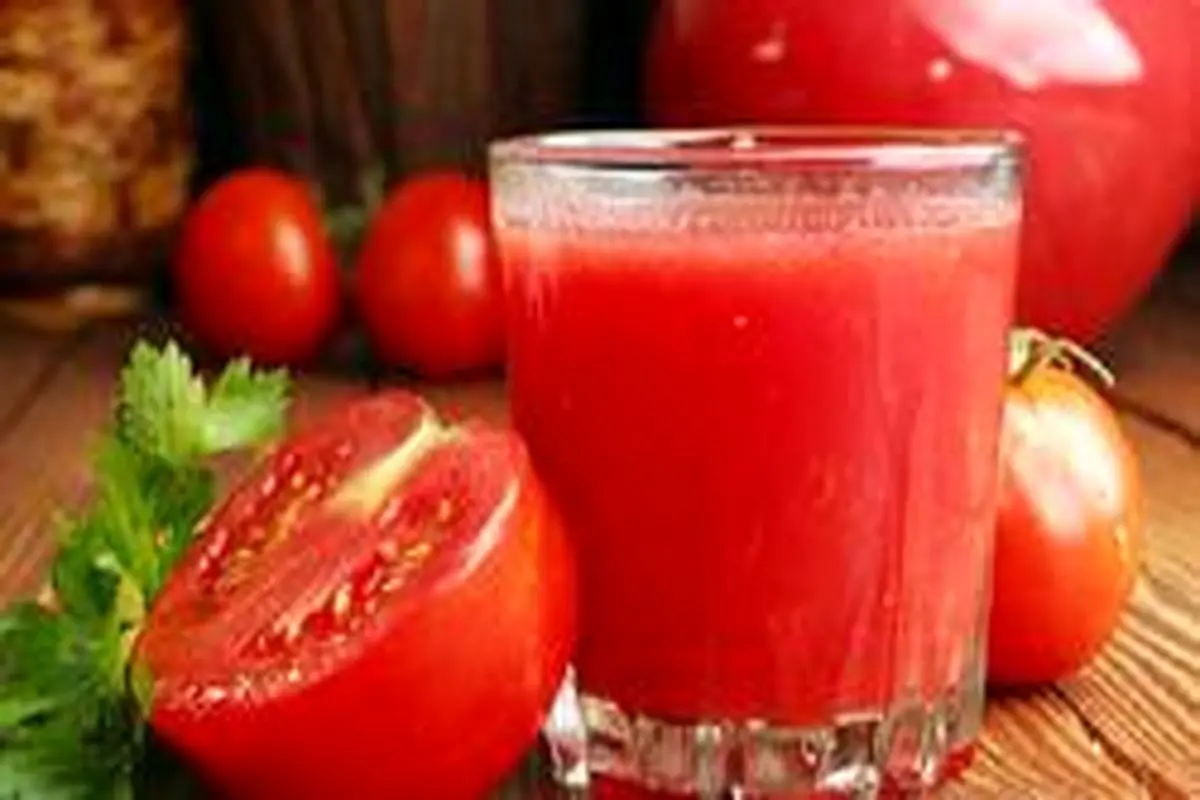 فواید آب گوجه ‌فرنگی برای کاهش سایز کمر