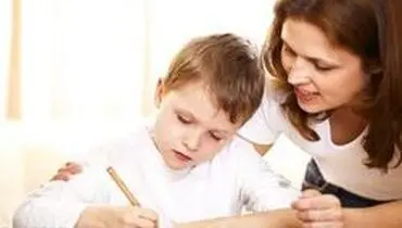 چگونه و با چه کلماتی فرزندان خود را تشویق کنیم؟