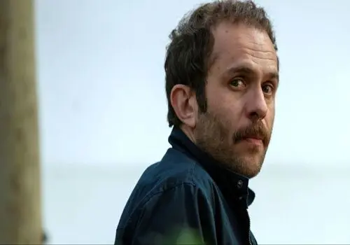 بیوگرافی آرمین زارعی؛ از شروع خوانندگی تا مجوز، زندگی شخصی و همسرش+عکس