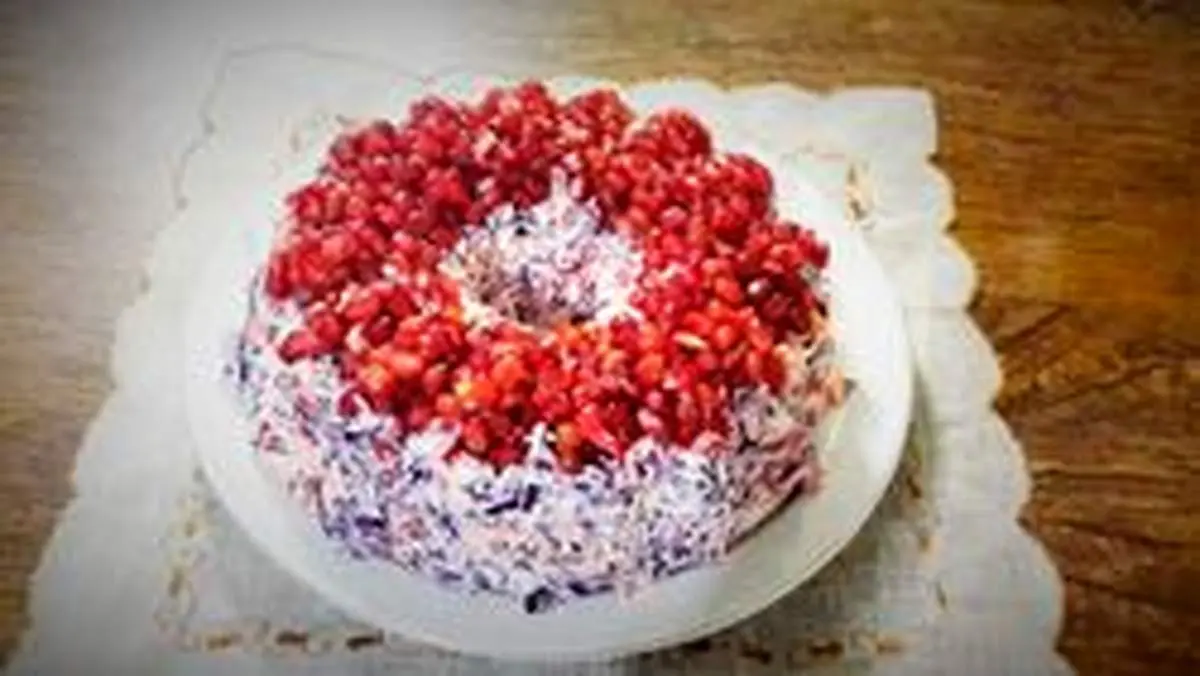 طرز تهیه سالاد انار