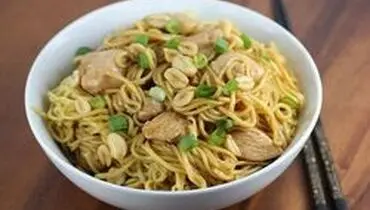 طرز تهیه نودل با مرغ