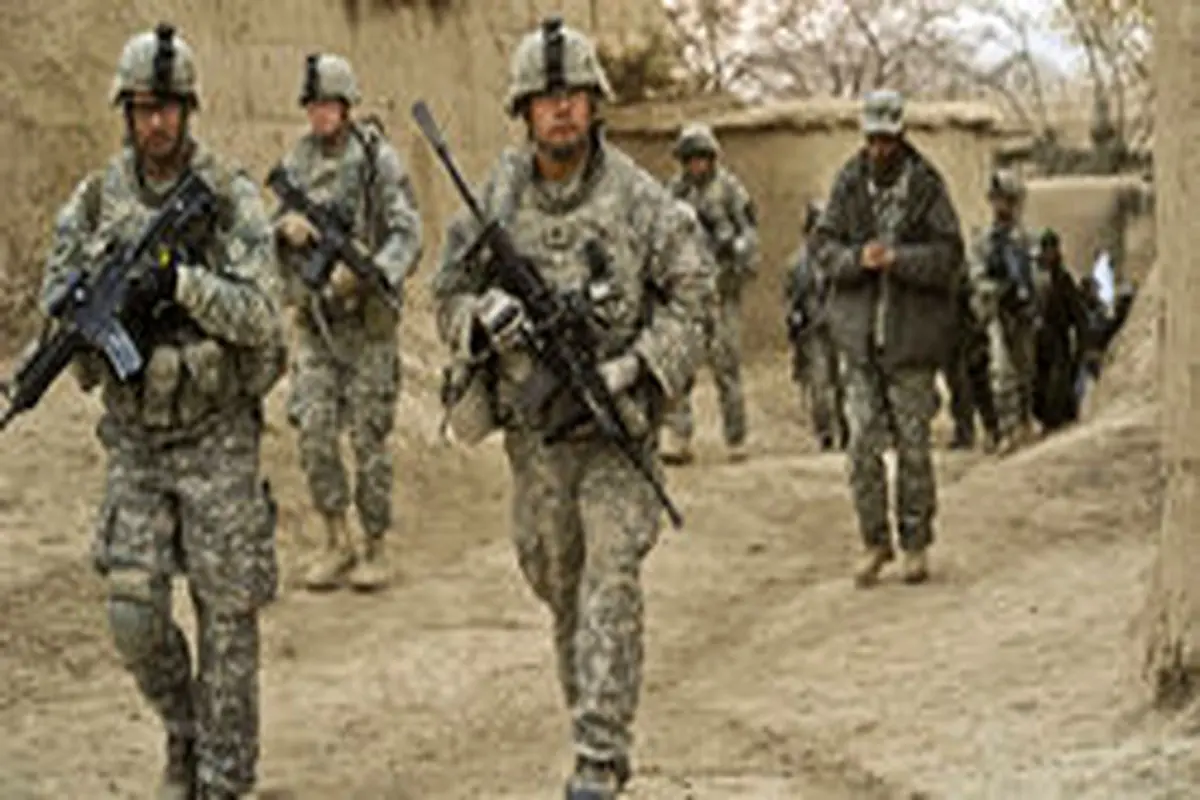 دولت آمریکا در آستانه نهایی سازی تصمیم خروج ۴۰۰۰ سرباز دیگر از افغانستان
