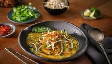 طرز تهیه سوپ کاری مرغ و نارگیل