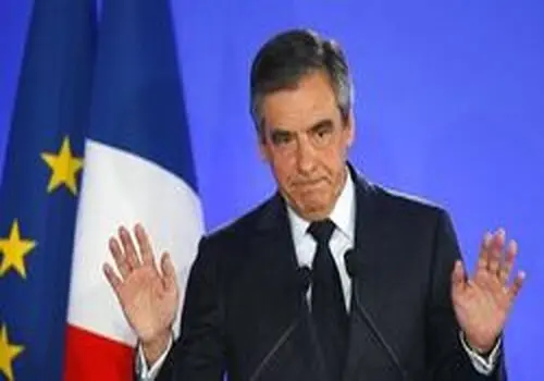 یک همجنس گرا نخست وزیر فرانسه شد