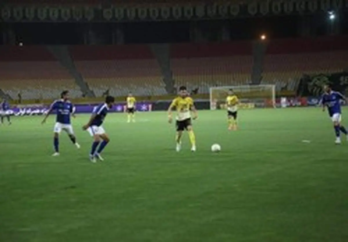 سپاهان با شکست گل‌گهر فاصله‌اش با پرسپولیس را حفظ کرد